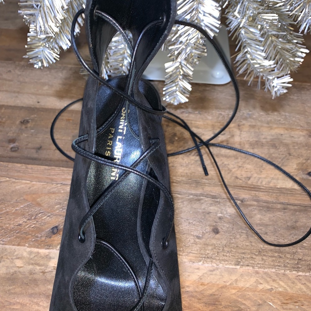 New Saint Laurent Babies Suede Sandals - Picture 7 of 8